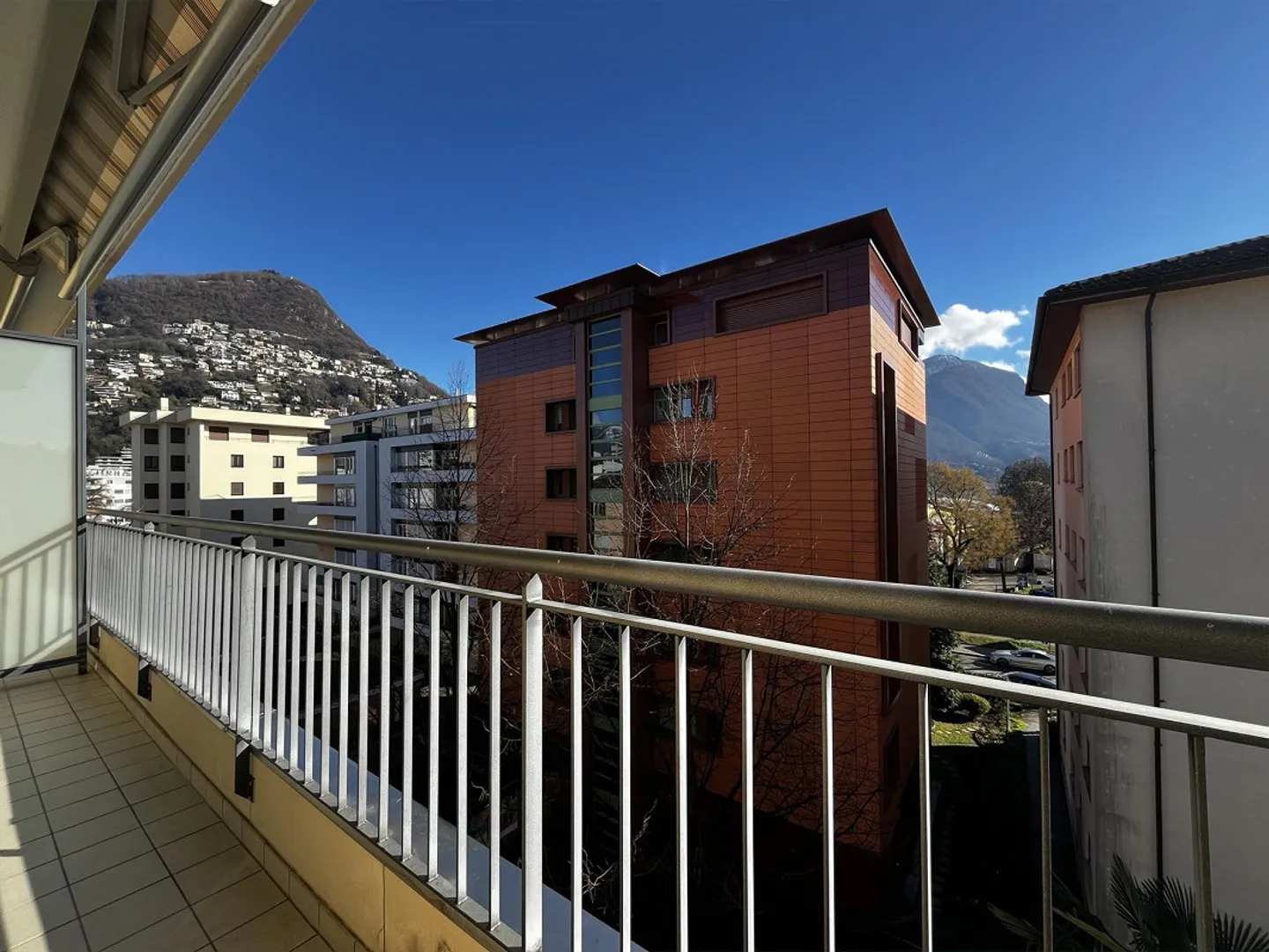 FOR SALE BRIGHT AND PRACTICAL APARTMENT IN CASSARATE - Photo 9 of 9