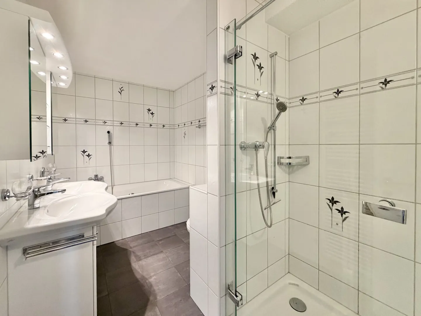 Casa a terrazza di 4,5 stanze con vista lago e vista panoramica a 180 gradi! - Foto 4 di 5