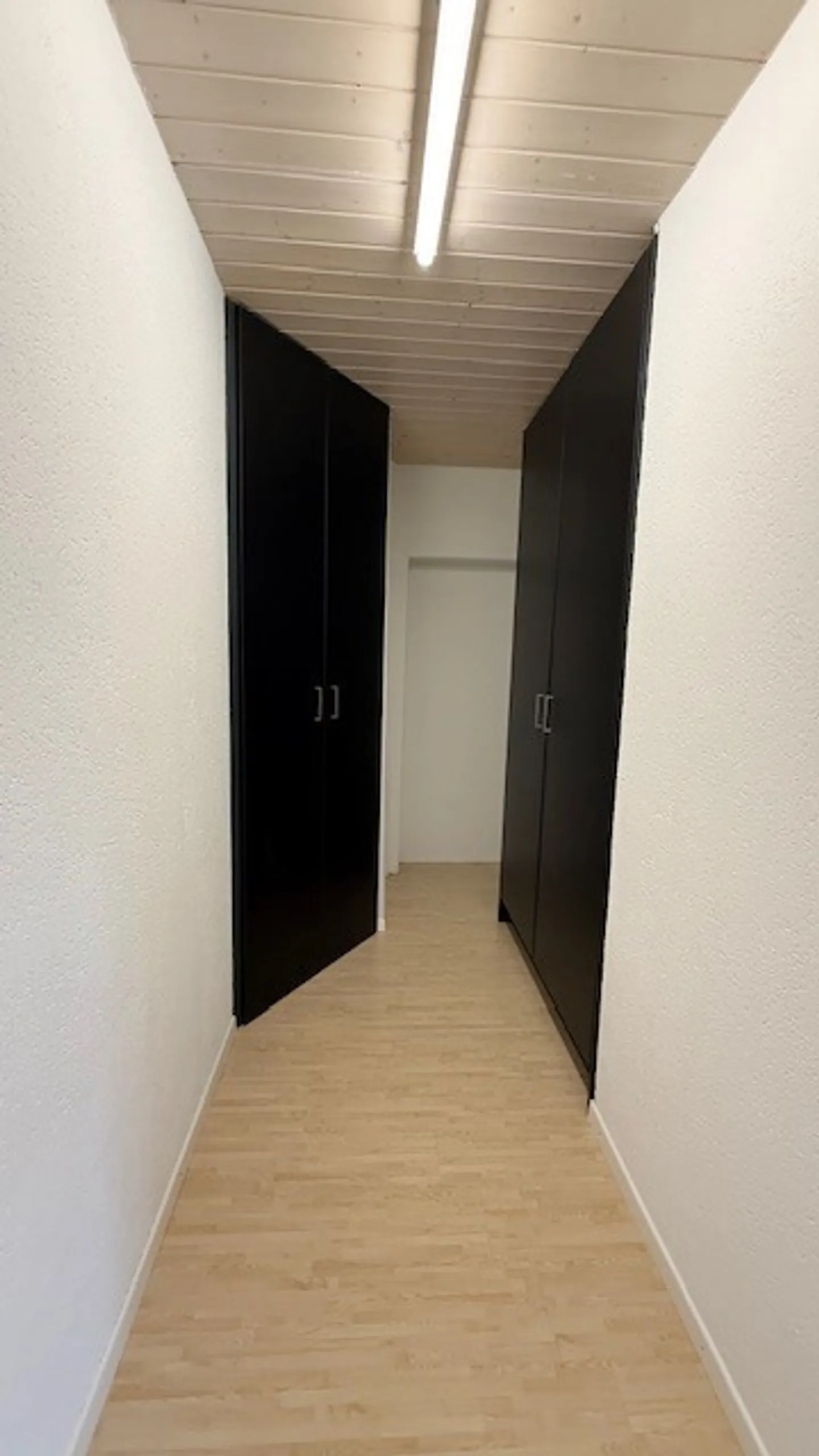 Appartement dans un bâtiment historique rénové dans le village - Photo 5 sur 6