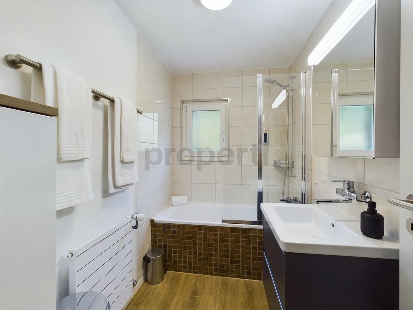 Appartamento accogliente con vista montagne - Foto 6 di 12