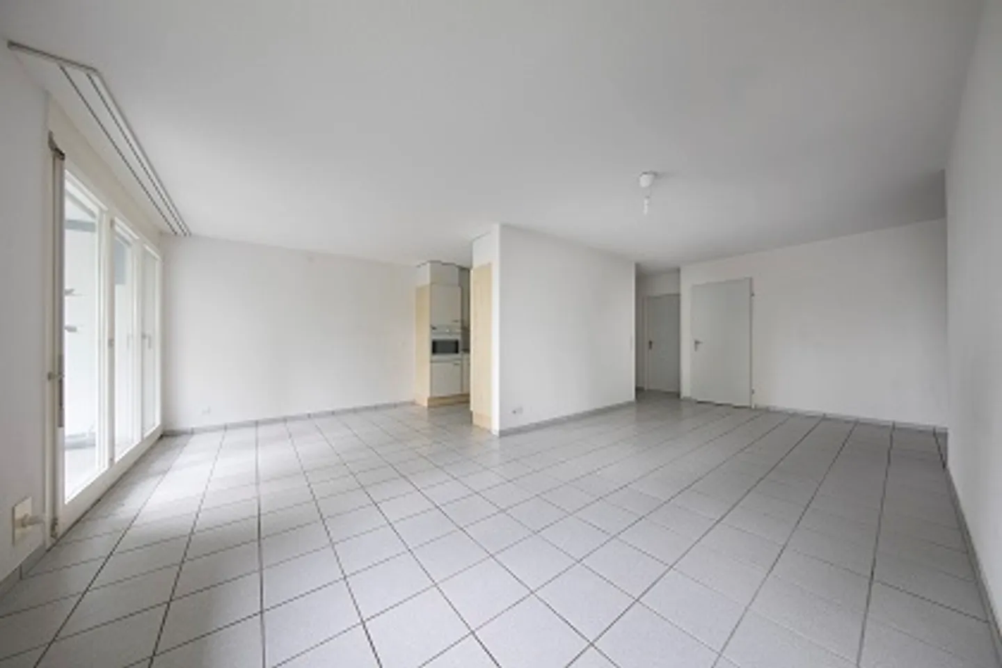 Grosszügige Wohnung - Foto 4 von 9