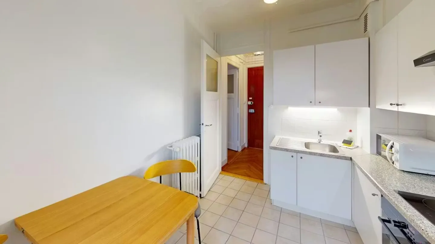 Apartment for rent - Photo 6 of 10