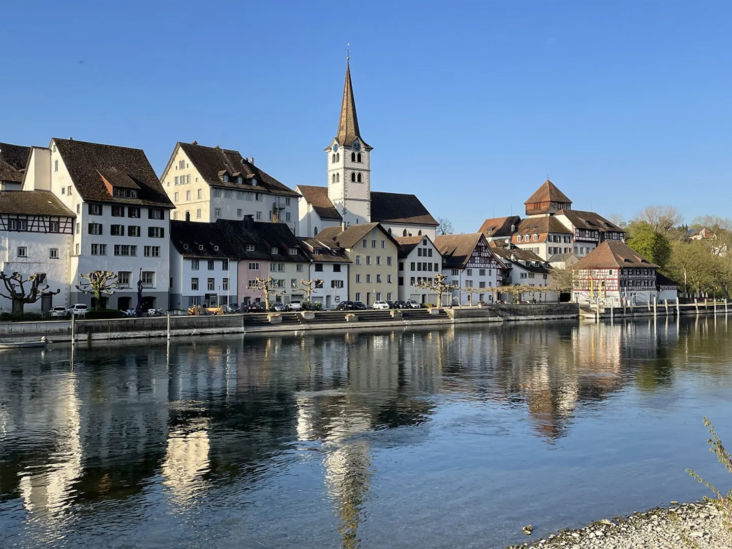 Living by the Rhine - Photo 2 of 14