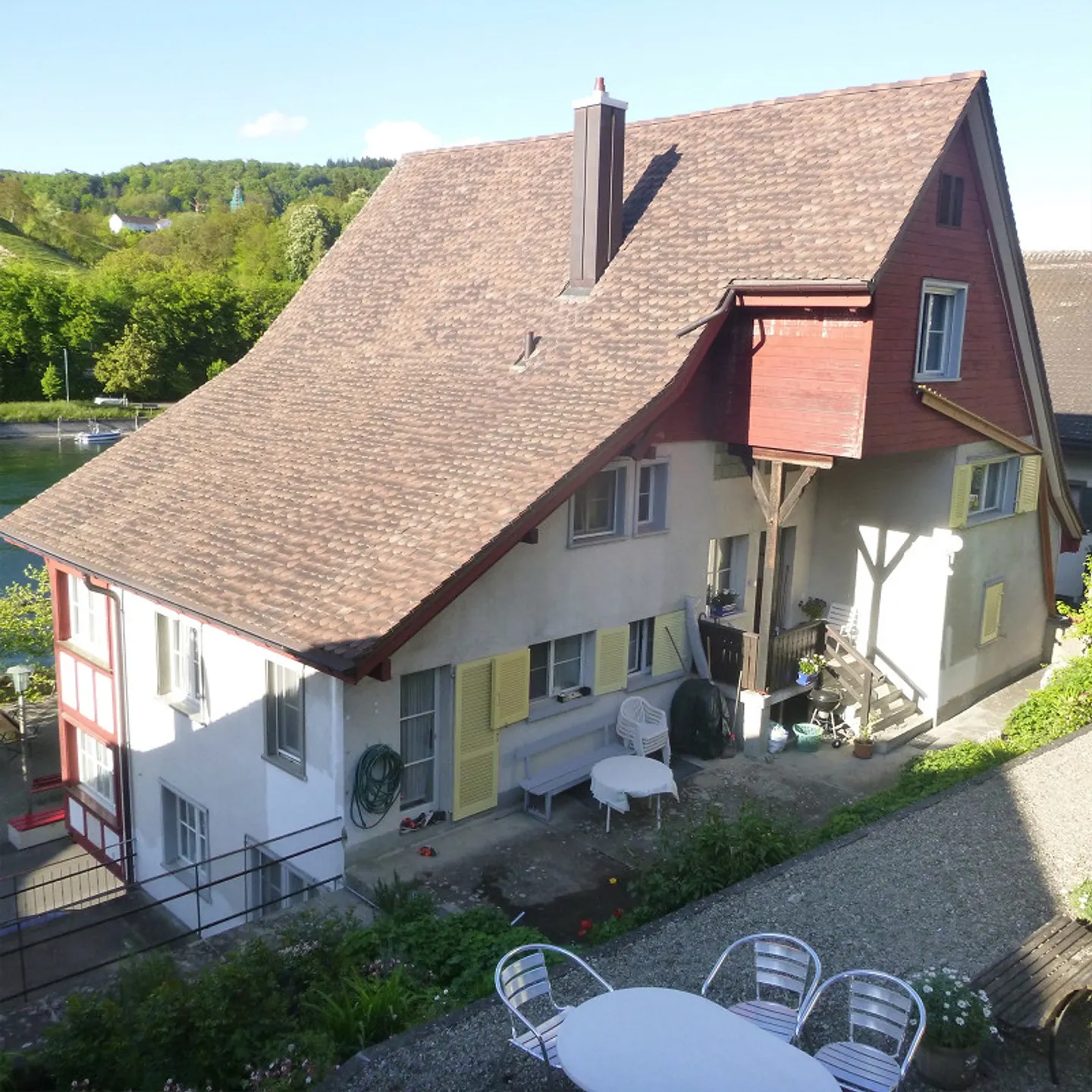 Living by the Rhine - Photo 6 of 14