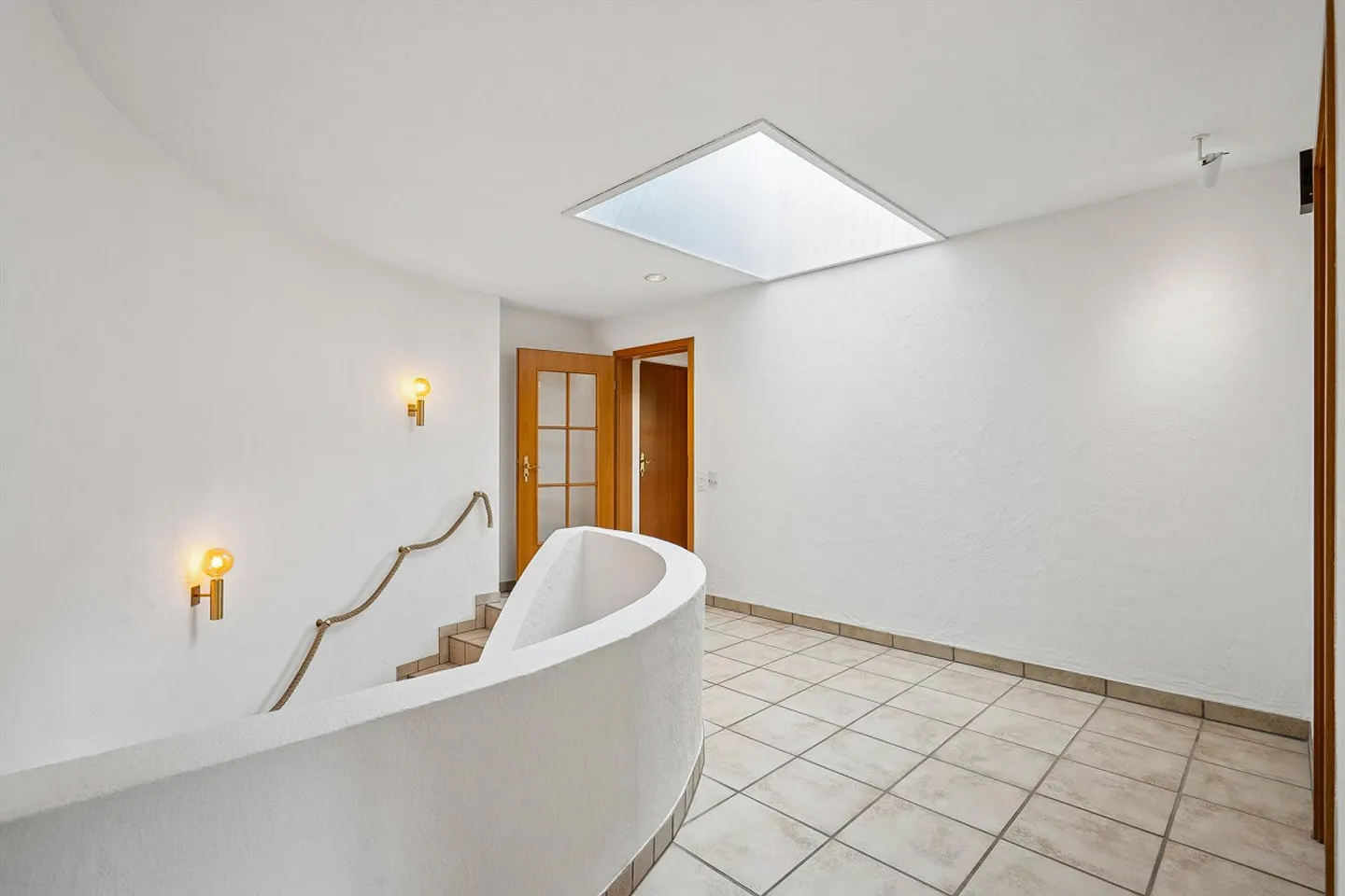 Plaisir de vivre dans un emplacement calme et élevé ! - Photo 2 sur 12