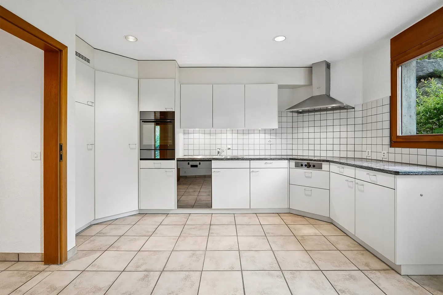 Plaisir de vivre dans un emplacement calme et élevé ! - Photo 5 sur 12