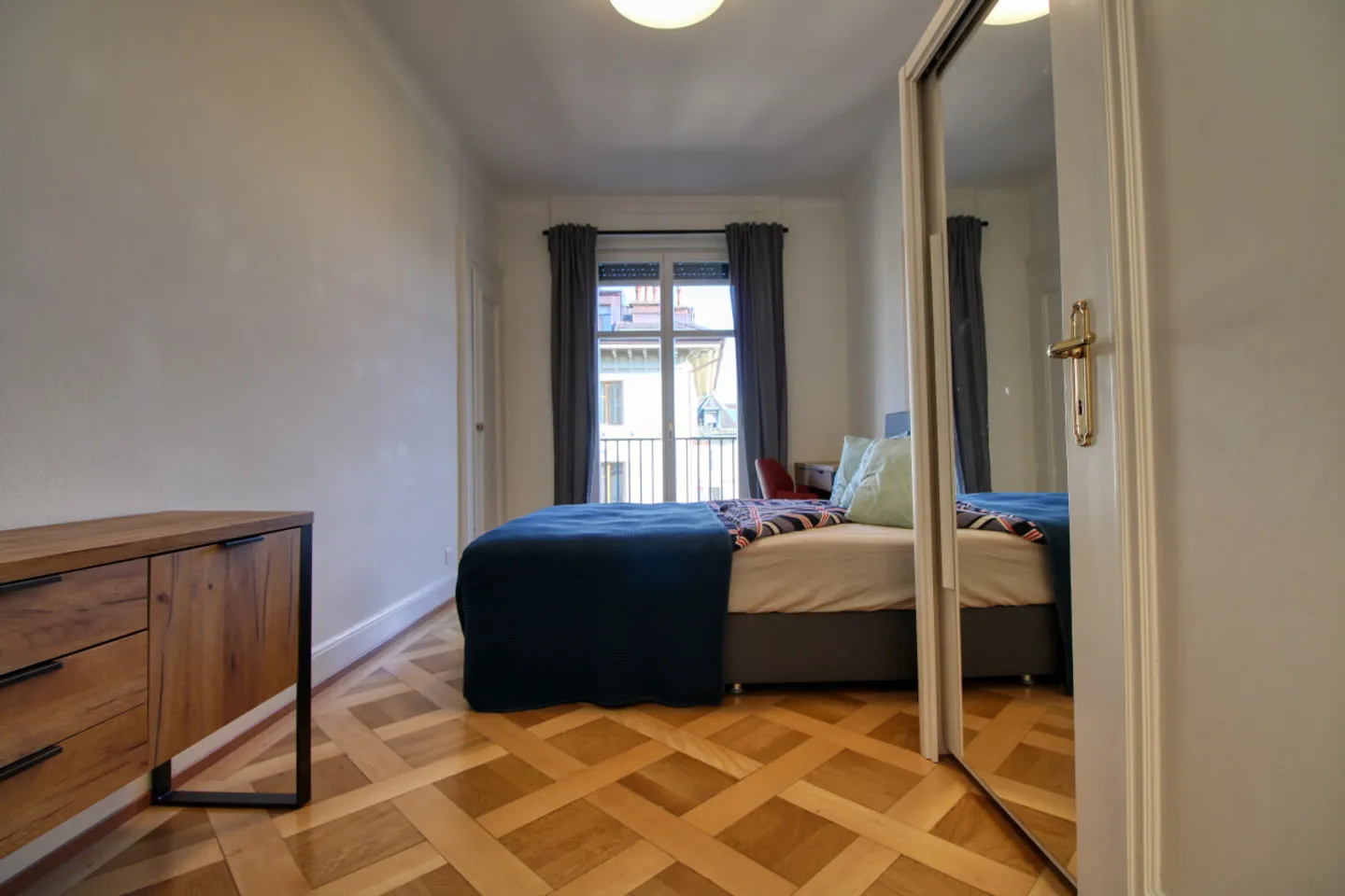 Zimmer 1 Stück - Foto 1 von 27