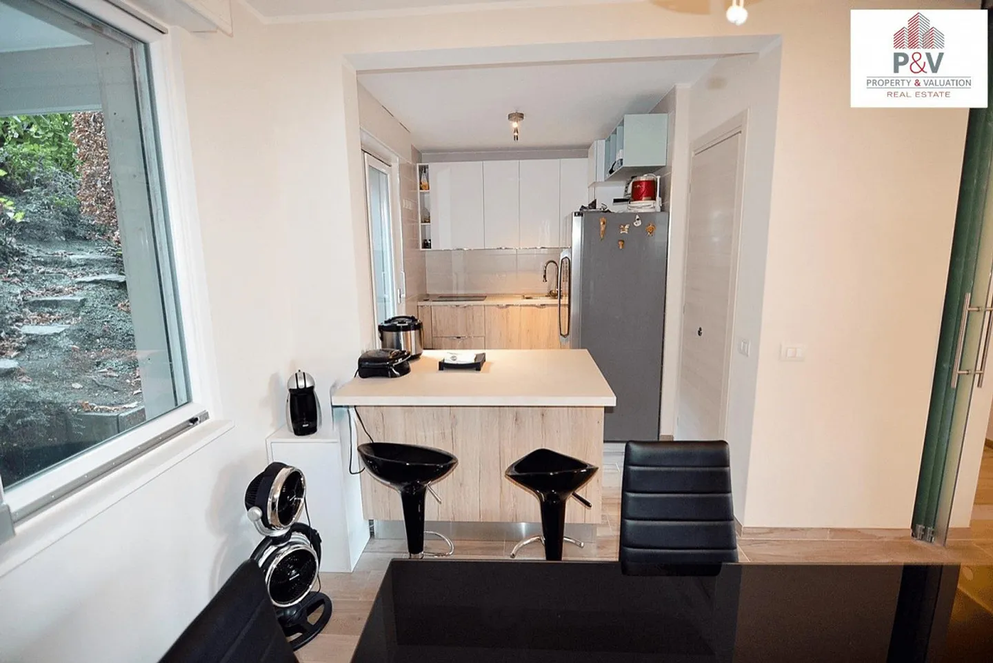 BEAUTIFUL 3.5 APARTMENT COMPLETELY RENOVATED IN PARADISO - Photo 5 of 9