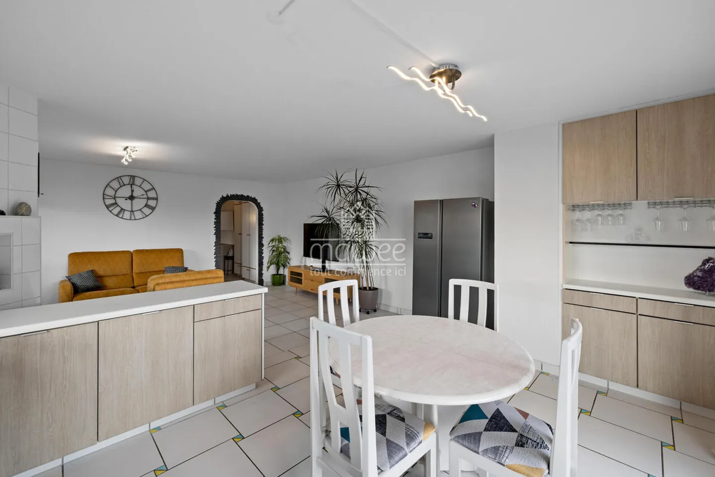 Charmantes Reihenhaus mit Atemberaubendem Blick - Foto 3 von 14