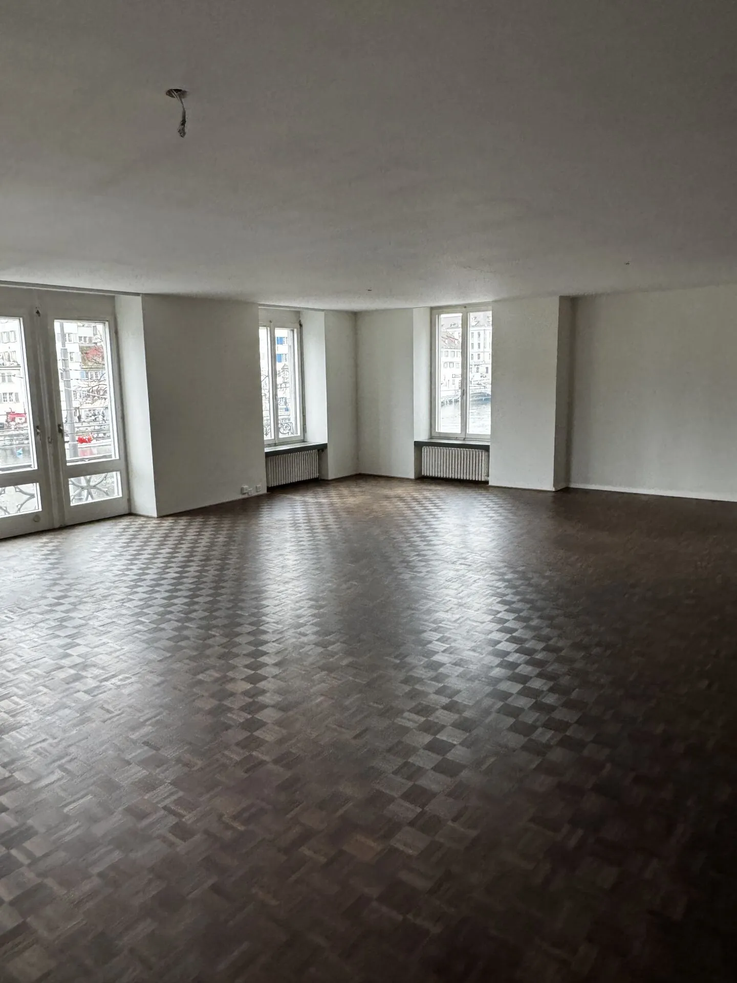 Prestige-Bürofläche am Limmatquai - Arbeiten, wo Zürich pulsiert - Foto 6 von 14