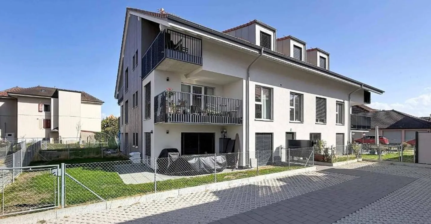 Appartamento con 2 camere da letto con giardino privato e terrazza - Foto 8 di 12