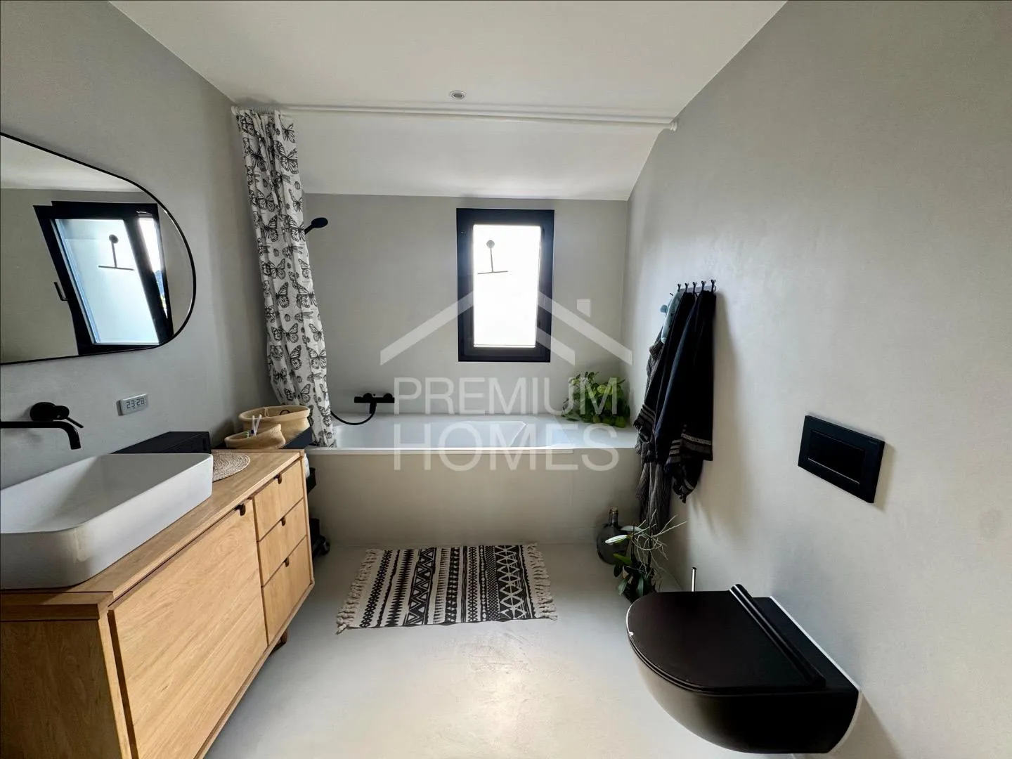 Casa pronta da vivere, tutto comfort, con auto - Foto 5 di 9