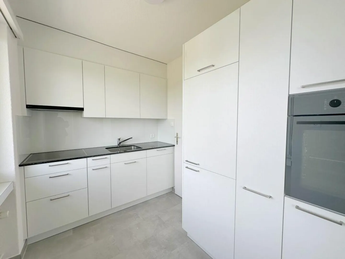 Appartamento ristrutturato di 4,5 locali con area salotto - Foto 1 di 14