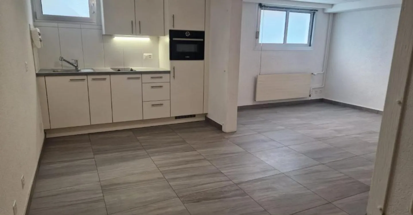 Office Space with Parking - Photo 4 of 9