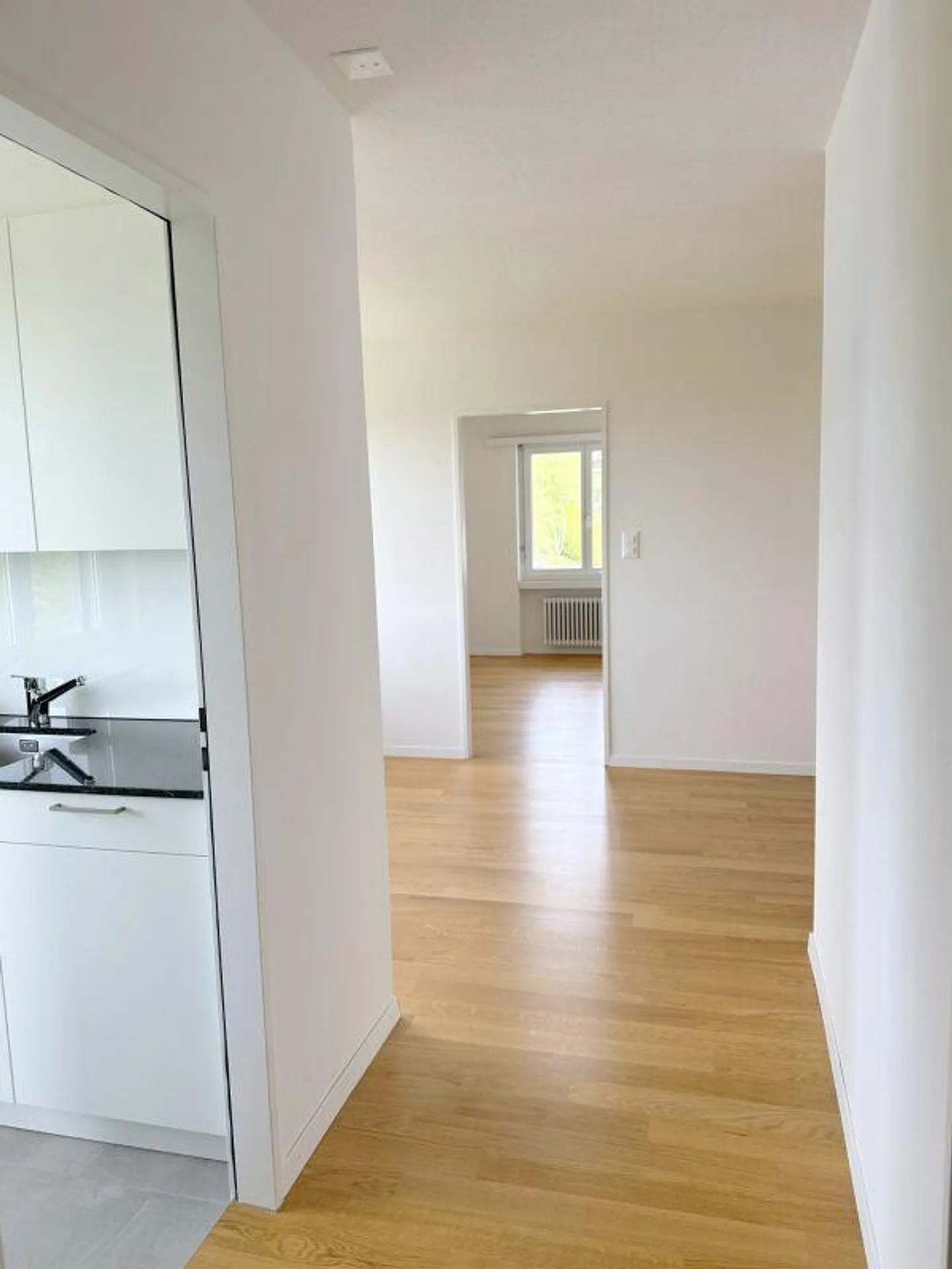 Appartamento ristrutturato di 4,5 locali con area salotto - Foto 8 di 14