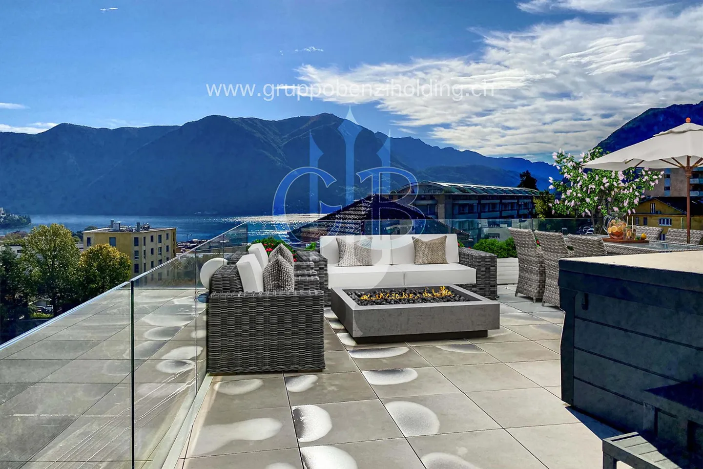 DIRECTLY FROM THE PROMOTER - Attic with lake view and roof-top - Photo 2 of 26
