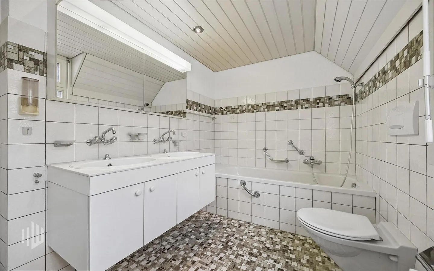 Charmantes Einfamilienhaus mit Aussicht - Foto 6 von 8