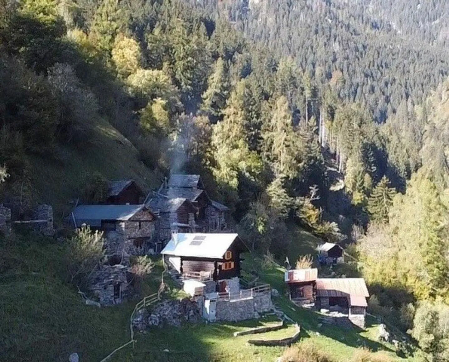 Prächtiges Rustico in ruhiger Lage - Foto 3 von 3