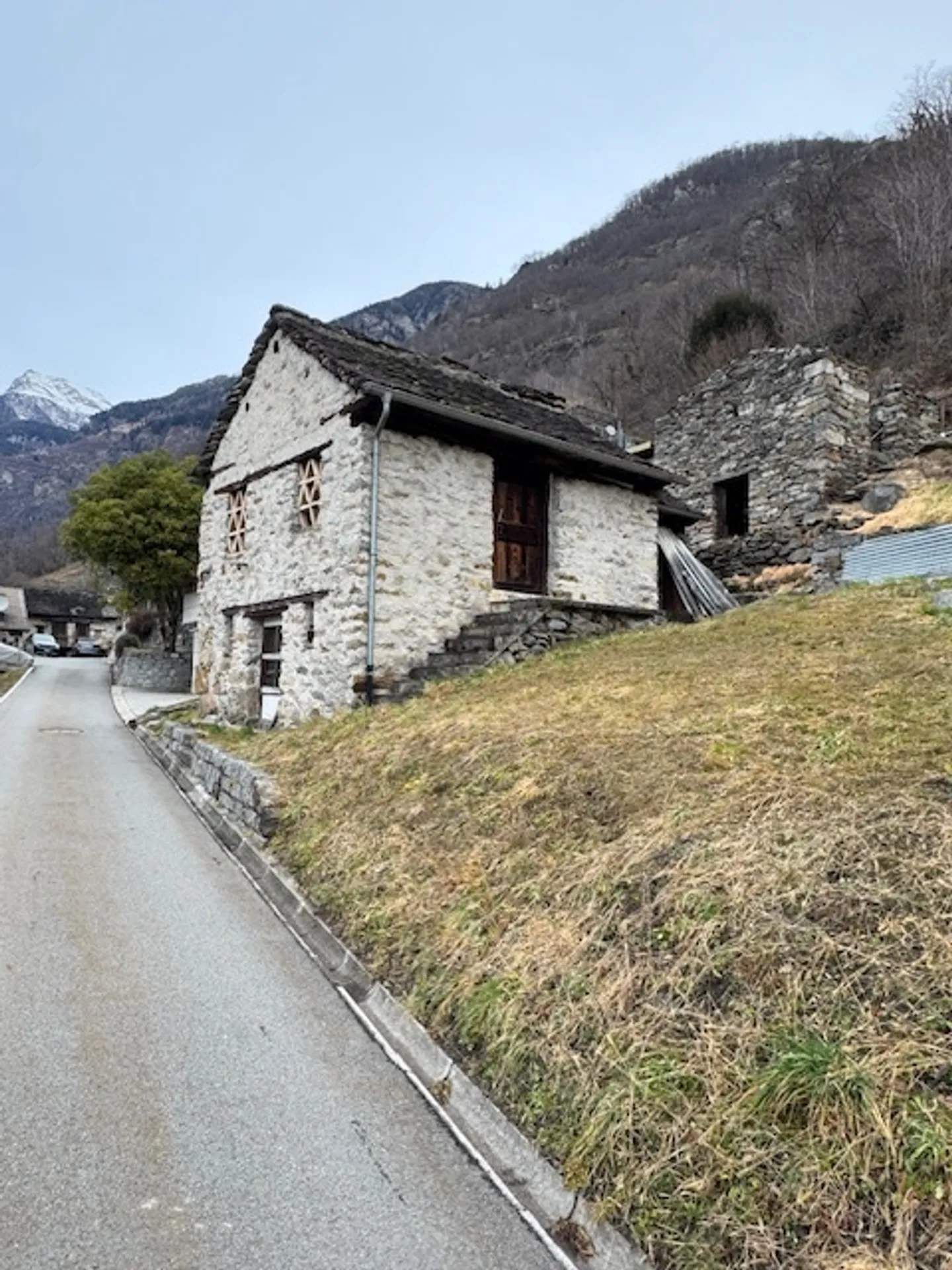 MALVAGLIA PIANEZZA - RUSTIC - MQ 183 LAND - Photo 1 of 7