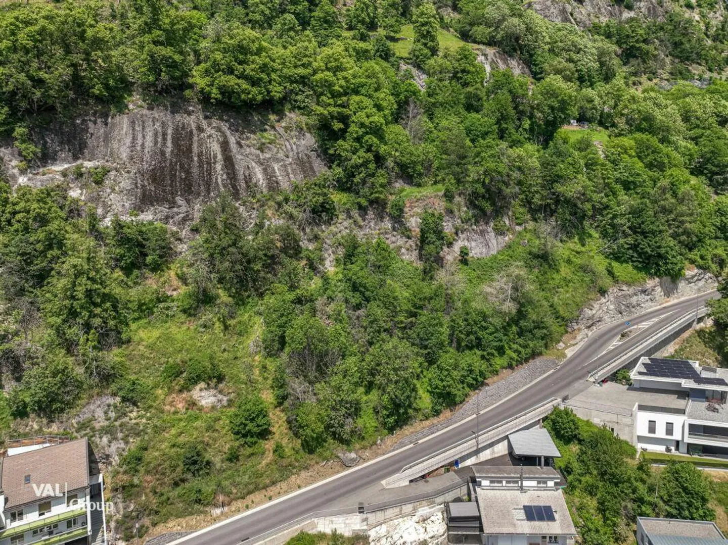 Bauland mit unverbaubarem Blick - Foto 3 von 9