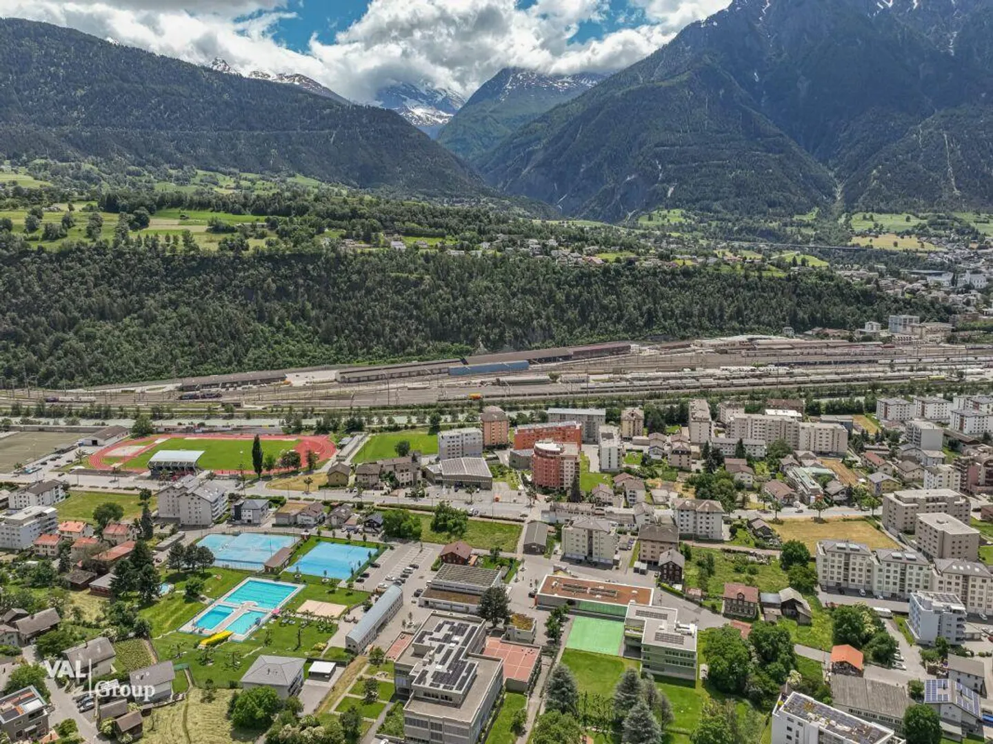 Bauland mit unverbaubarem Blick - Foto 7 von 9