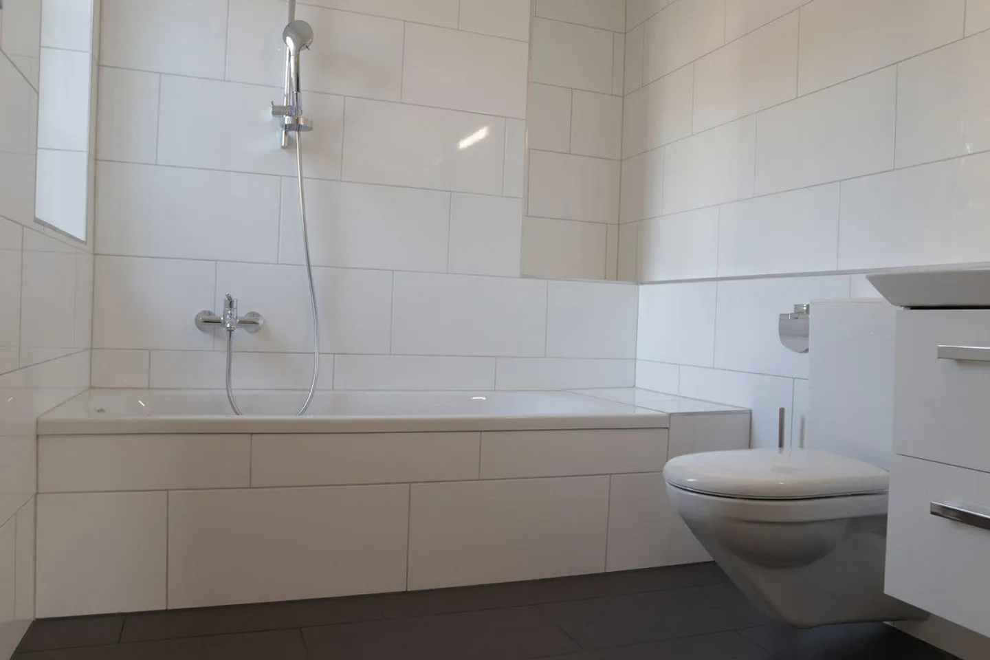 Geräumige 5.5-Zimmer-Wohnung - Foto 5 von 7