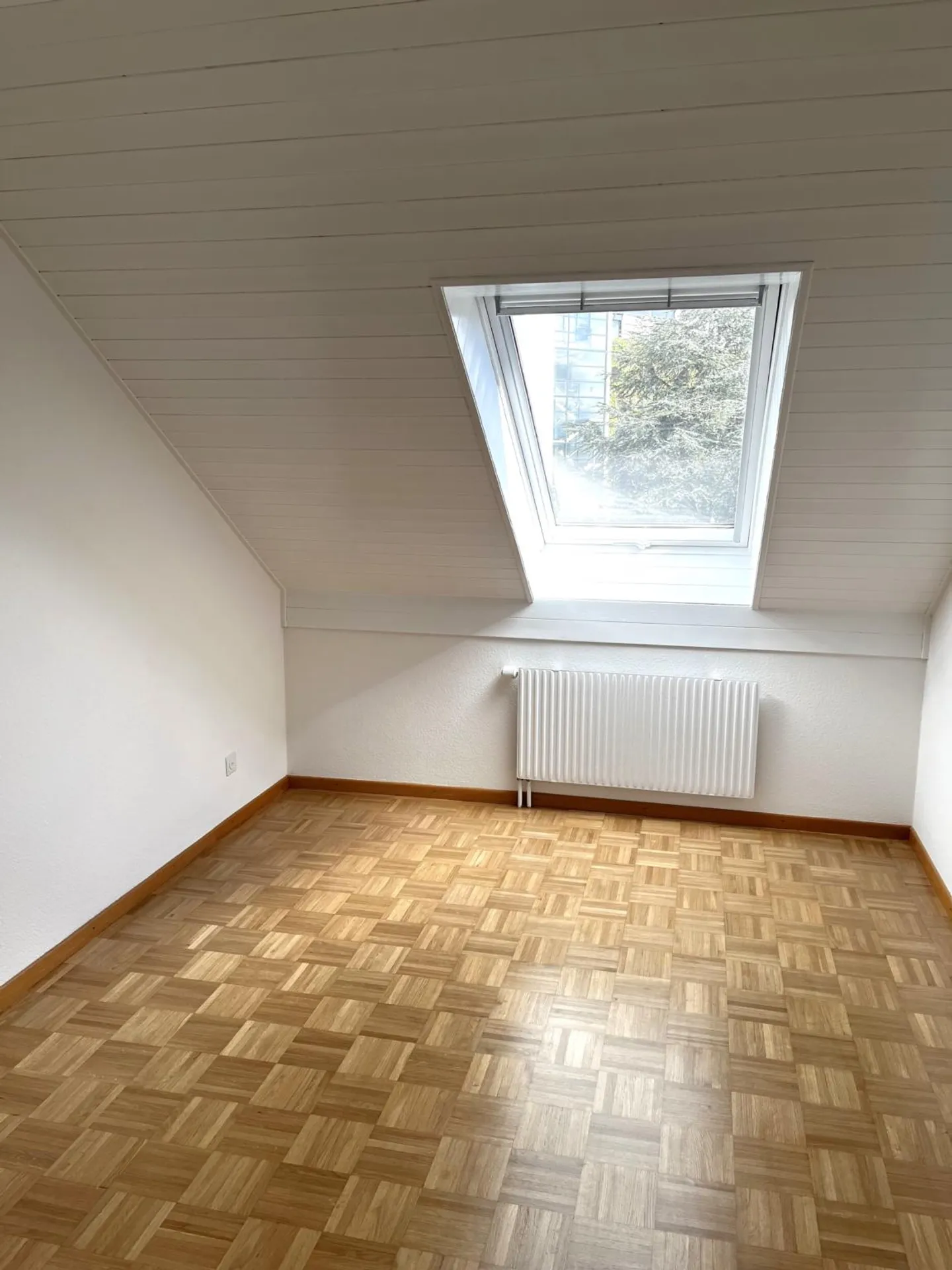 Apartment for rent - Photo 2 of 3