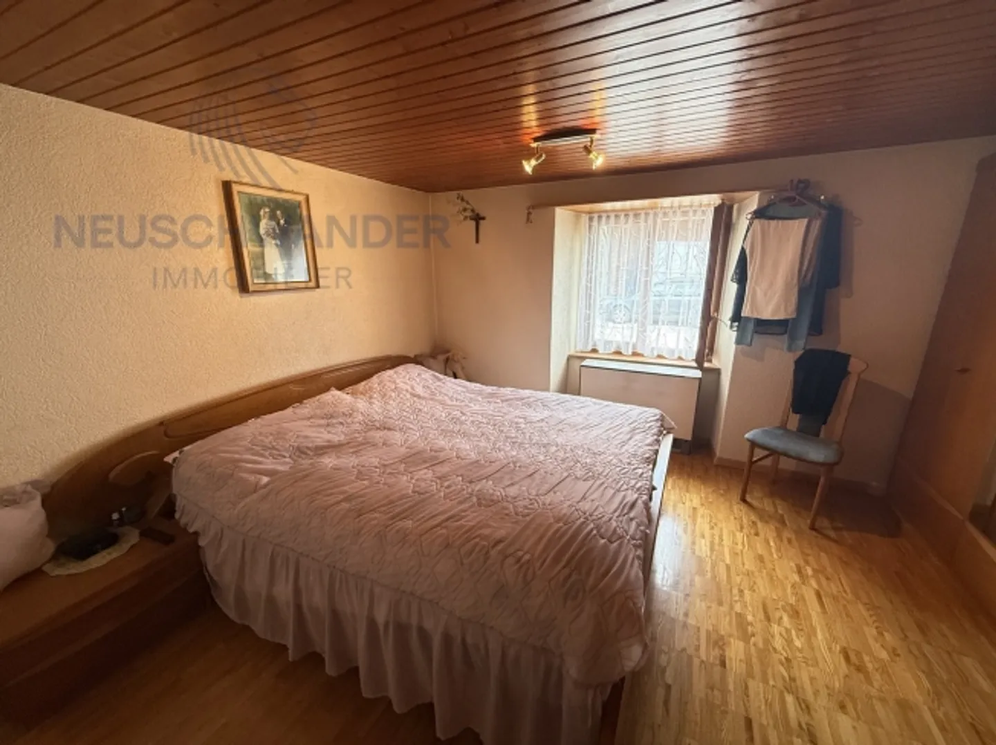 Alto potenziale per questa casa idealmente situata con 2 appartamenti - Foto 14 di 20