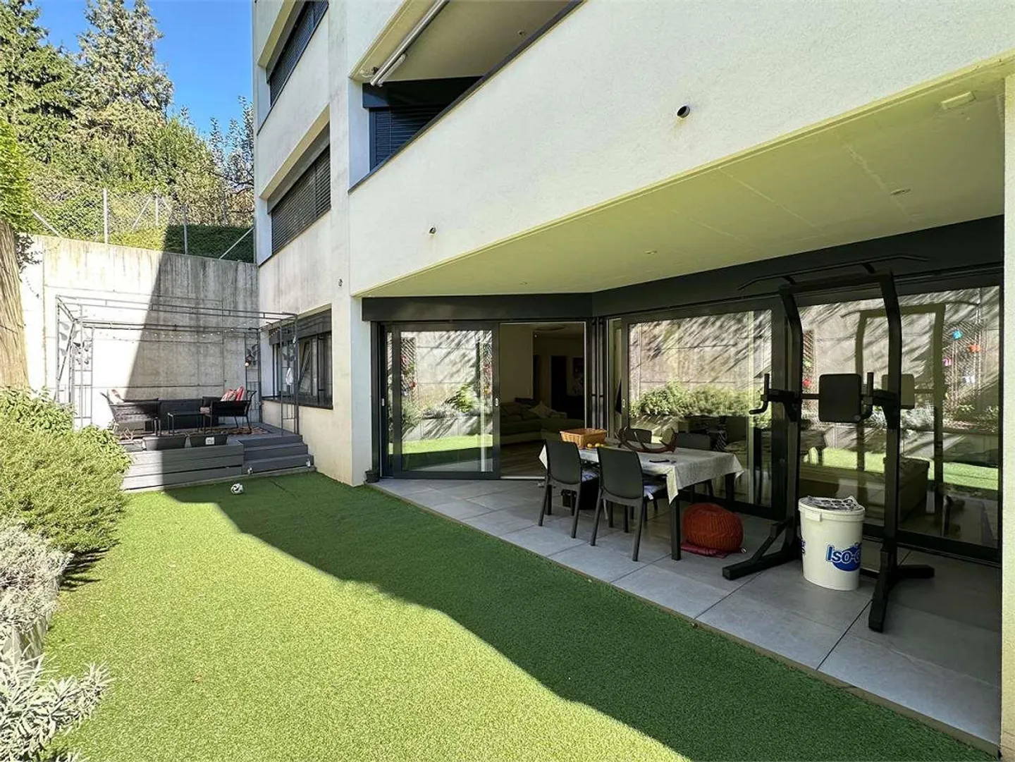 Raffiniertes Apartment mit Garten - Foto 1 von 12