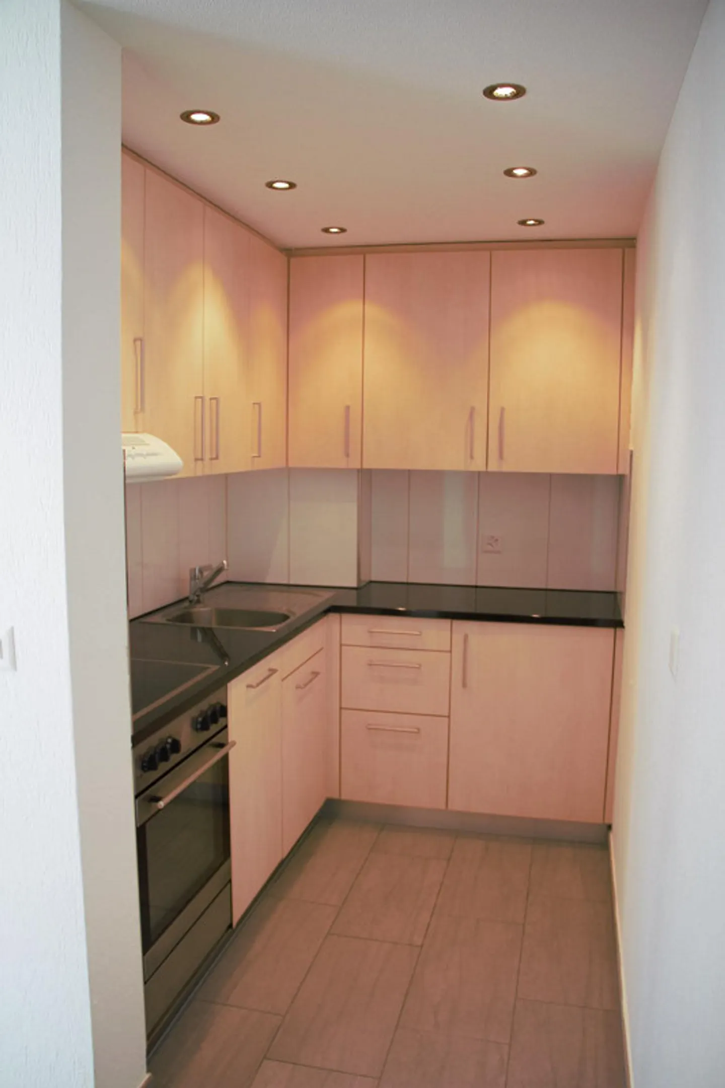 Appartamento 2 camere, posizione centrale - Foto 3 di 9