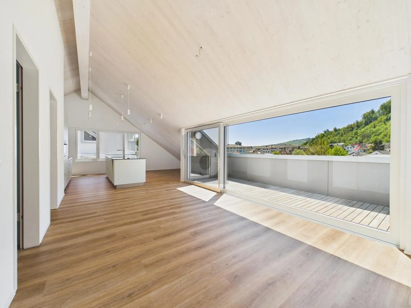 Penthouse moderno con vista sulle Alpi - Foto 2 di 6