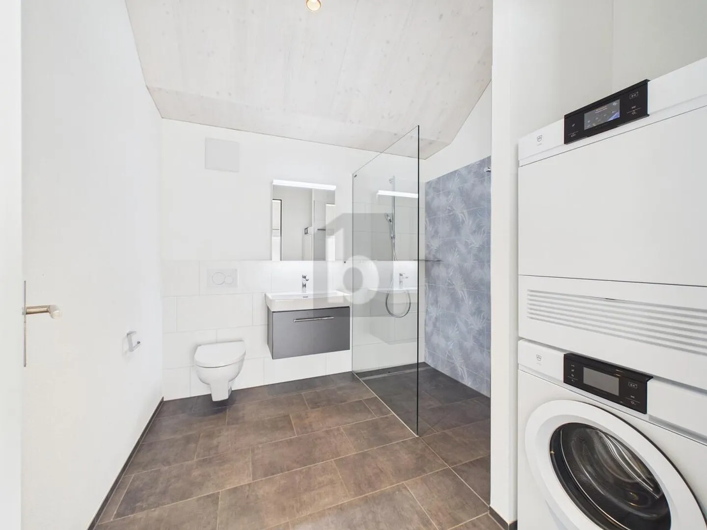 Penthouse moderno con vista sulle Alpi - Foto 5 di 6