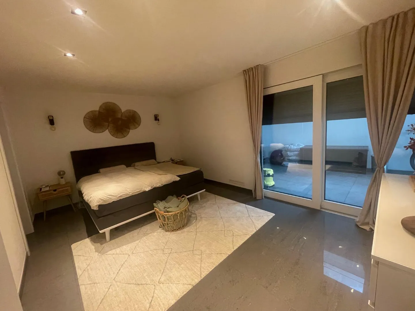 Appartamento con terrazza 4.5 stanze - Foto 8 di 10