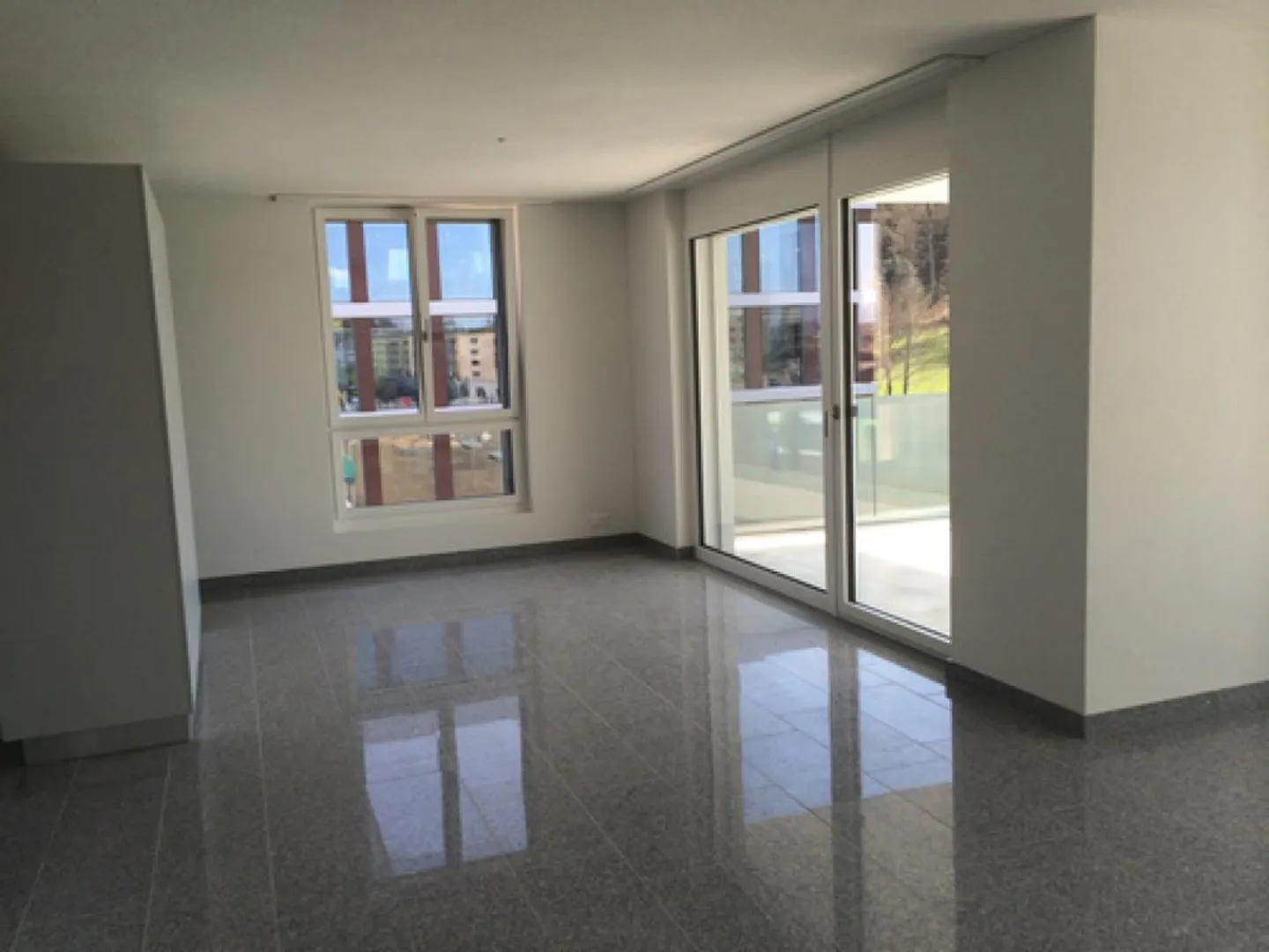 Modernes Apartment in Sursee - Foto 3 von 8