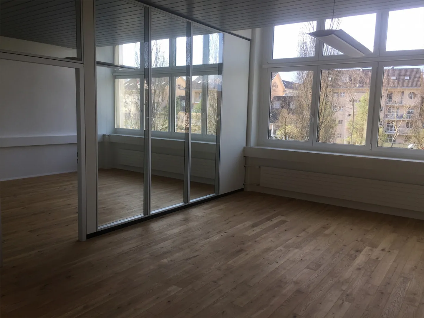 Moderne Büroräume in Sarnen - Foto 4 von 9