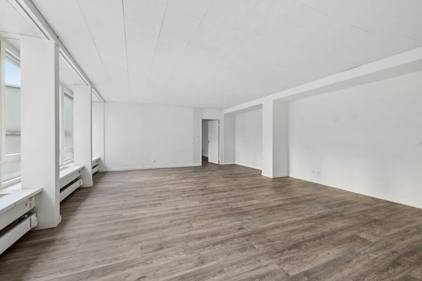 Bürofläche an TOP-Lage zur vermieten! - Foto 2 von 9