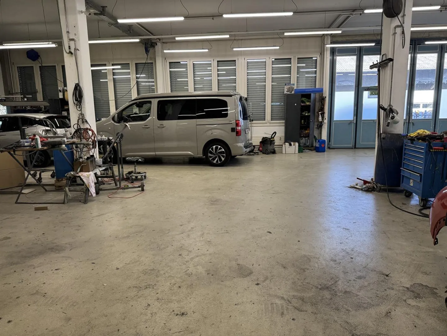 Gewerbeflaeche mit bestehendem Mieter - Foto 6 von 14