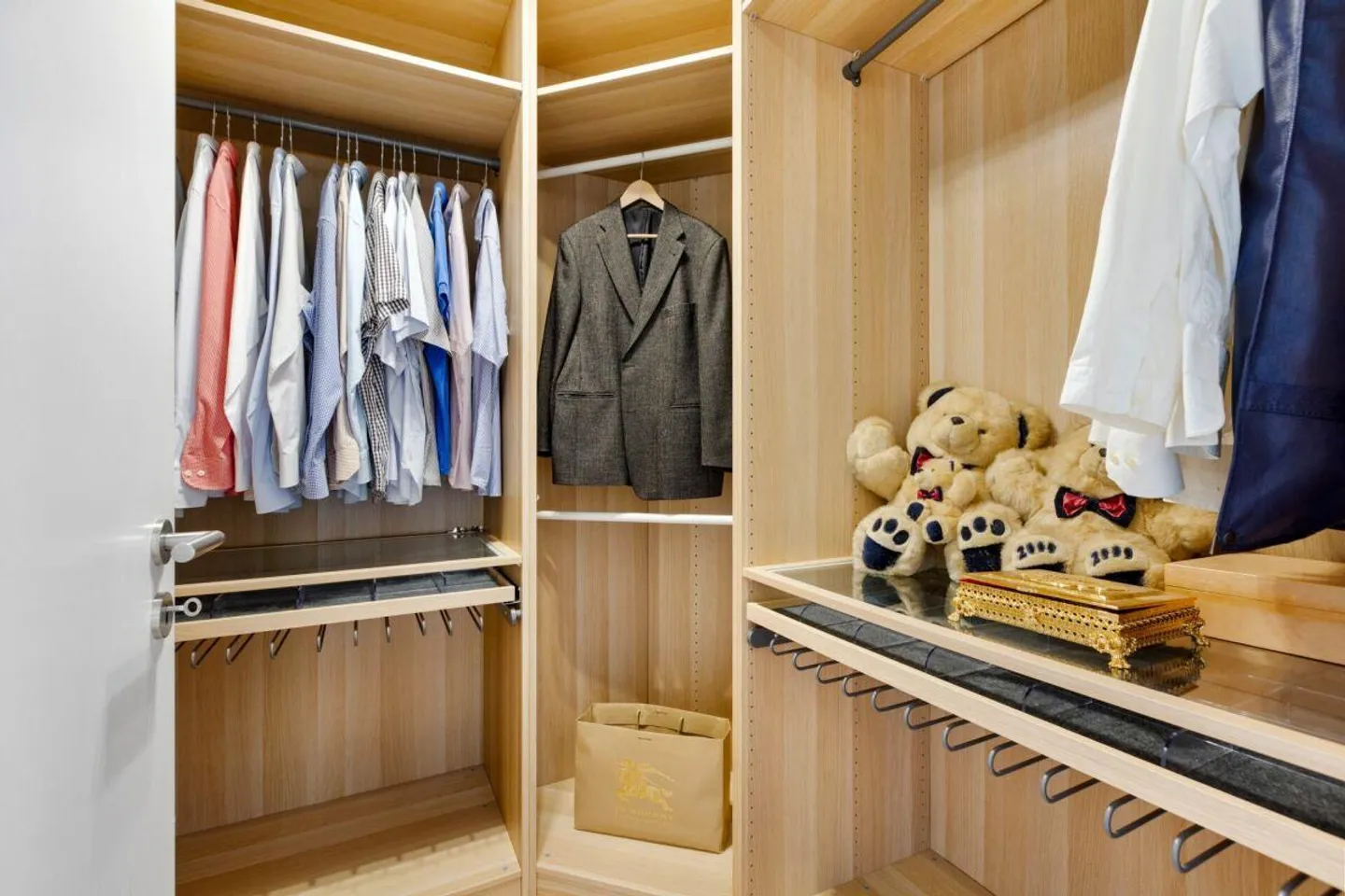 Vivere esclusivamente nel verde eppure vicino alla città - Foto 7 di 10