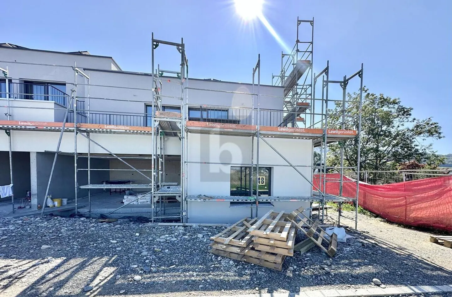 MINERGIE, WITH TWO TERRACES AND GARDEN SEATING - Photo 1 of 6