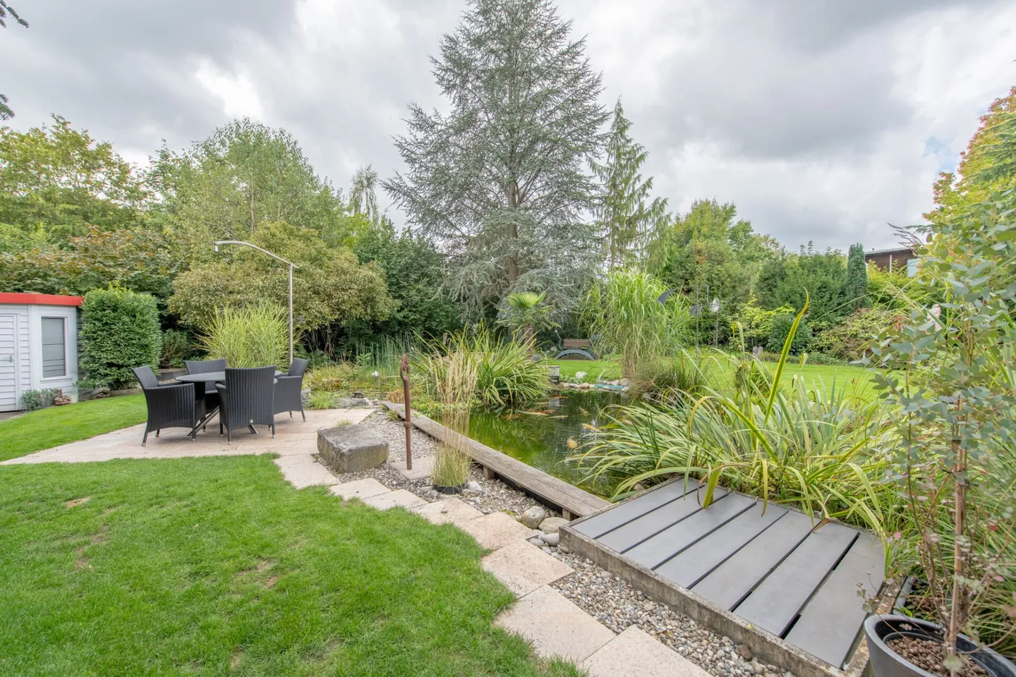 Single-family house in natural idyll: gallery floor & garden paradise for well-being - Photo 19 of 26