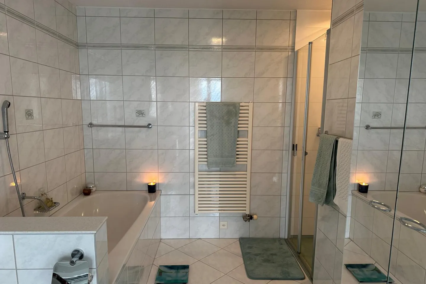 Living with a View and Peace - Spacious Terrace House on Sunny South Slope - Photo 5 of 13