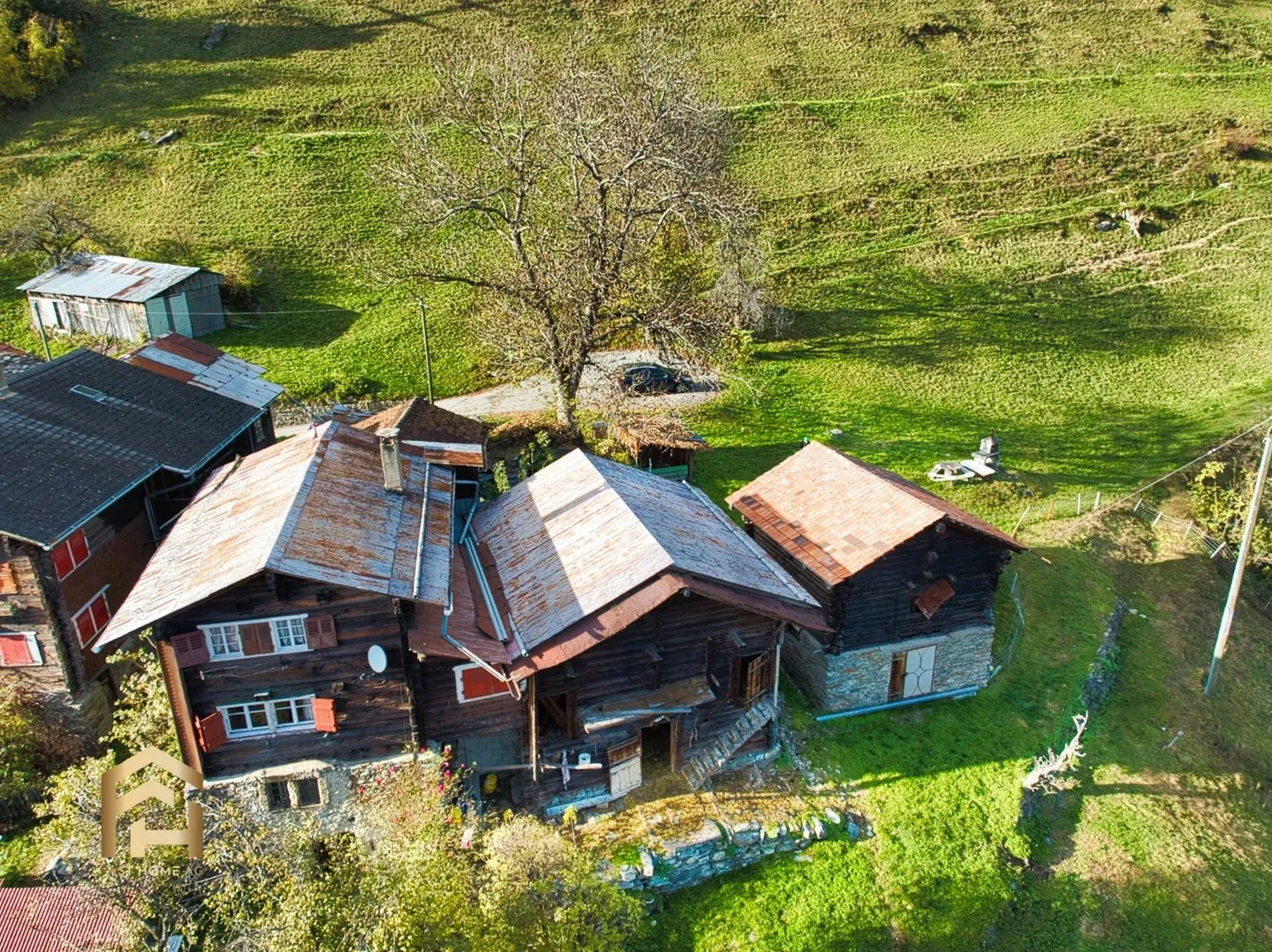 Proprietà affascinante con diversi annessi per una progettazione individuale - Foto 11 di 13