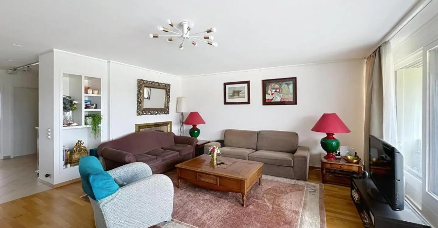 5,5 Zimmer | Atemberaubende Aussicht - Foto 1 von 6