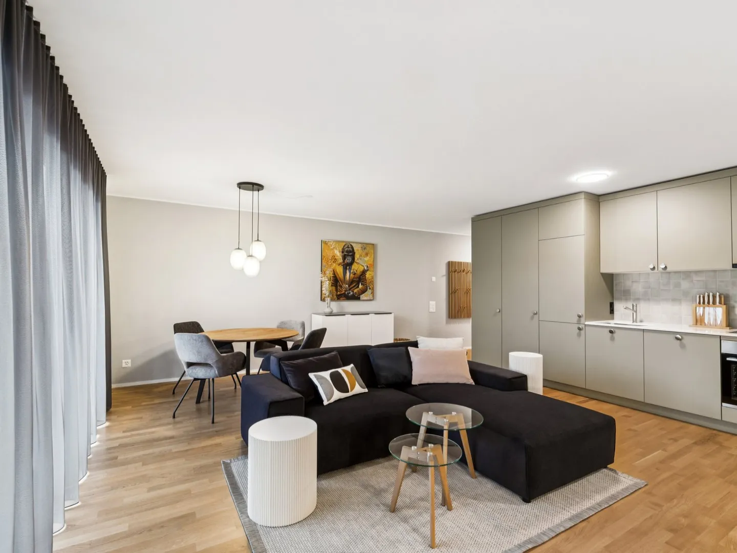 Möbliertes Zimmer mit Bad - Foto 3 von 11