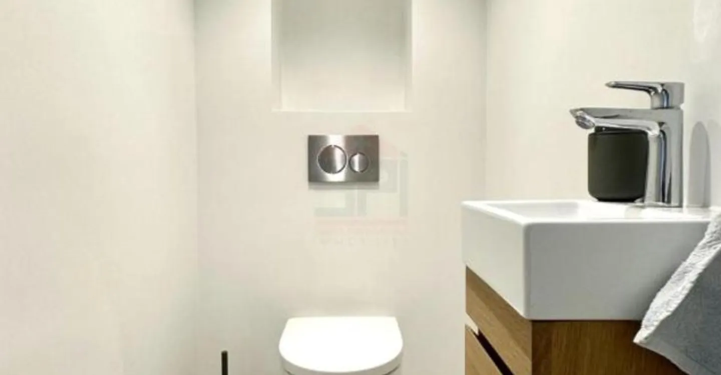 Proprietà affascinante di 6 stanze e 220 m² in un contesto verde e preservato - Foto 12 di 12