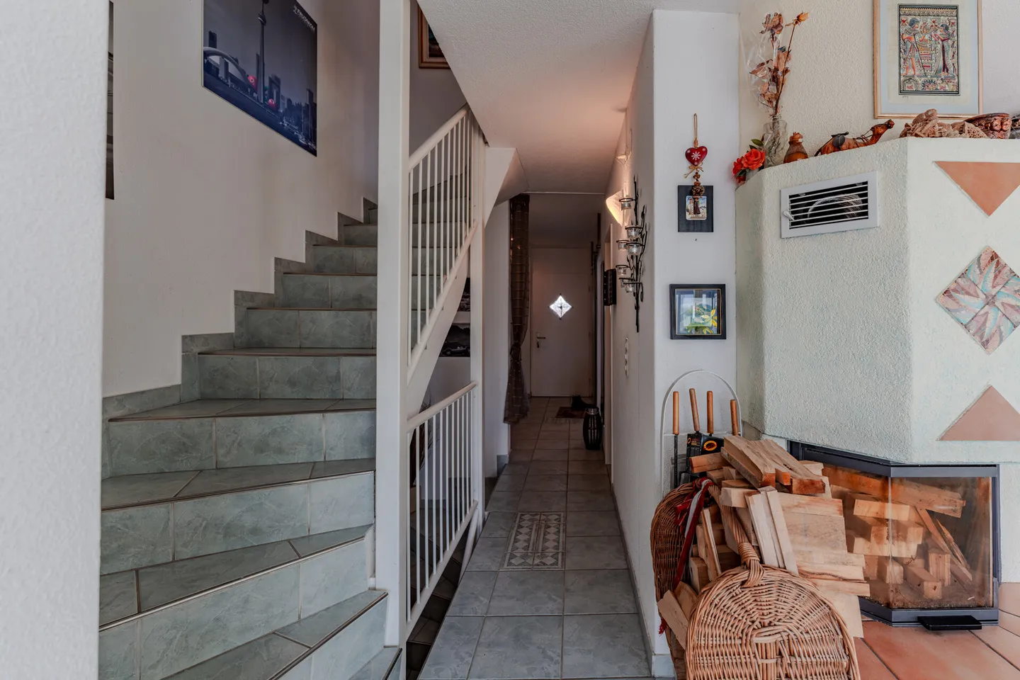 Incantevole casa angolare in un tranquillo quartiere residenziale - Foto 10 di 17