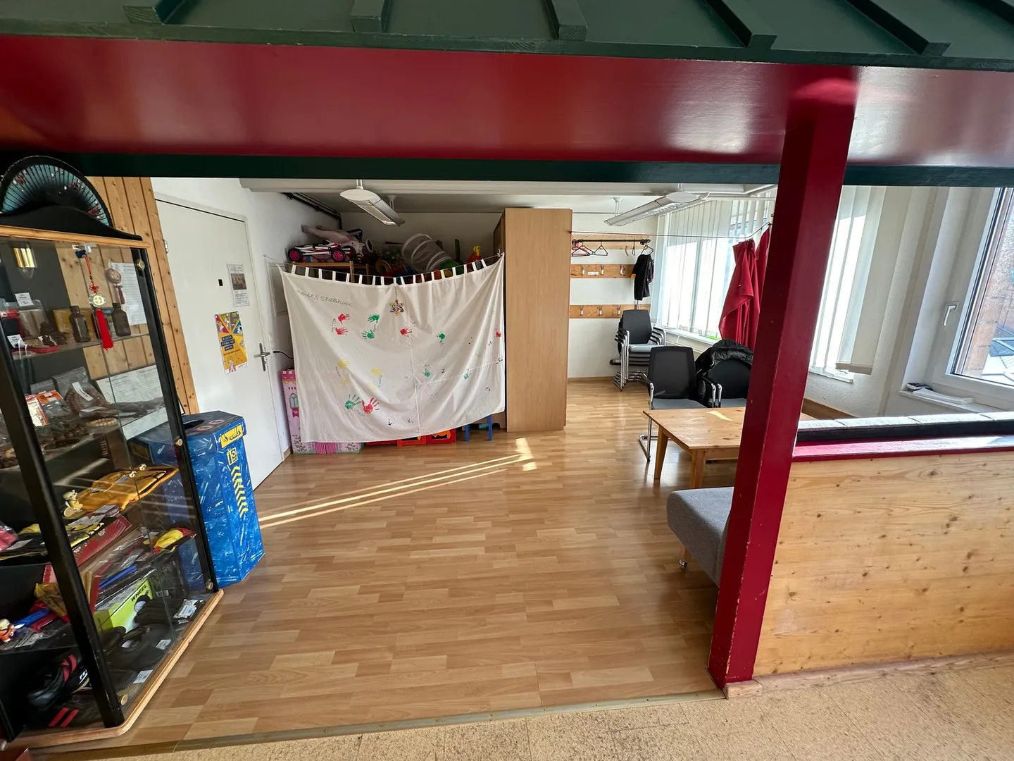 Ampio spazio commerciale in affitto - Ideale per un uso versatile! - Foto 3 di 5