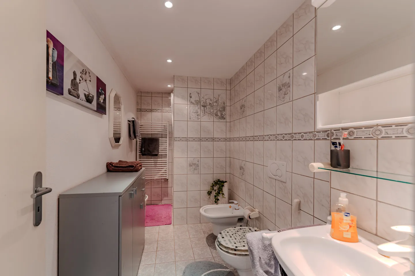 Incantevole casa angolare in un tranquillo quartiere residenziale - Foto 15 di 17