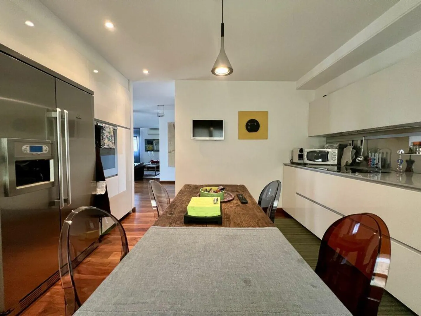 Geräumige und elegante 270 m² große Wohnung, oberste Etage - Foto 8 von 15