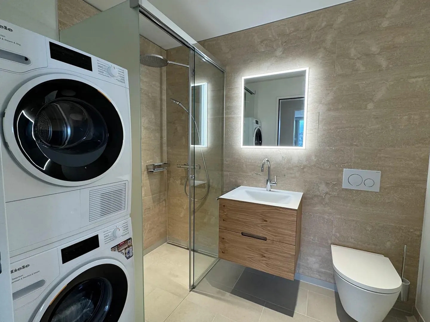 Luxuswohnung mit atemberaubender Aussicht - Foto 7 von 13